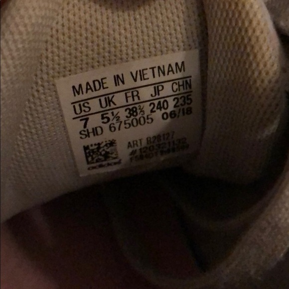 Adidas Falcon - Picture 3 of 4